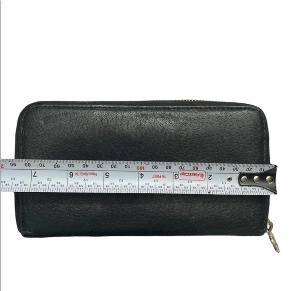 Tory Burch black leather logo clutch wallet